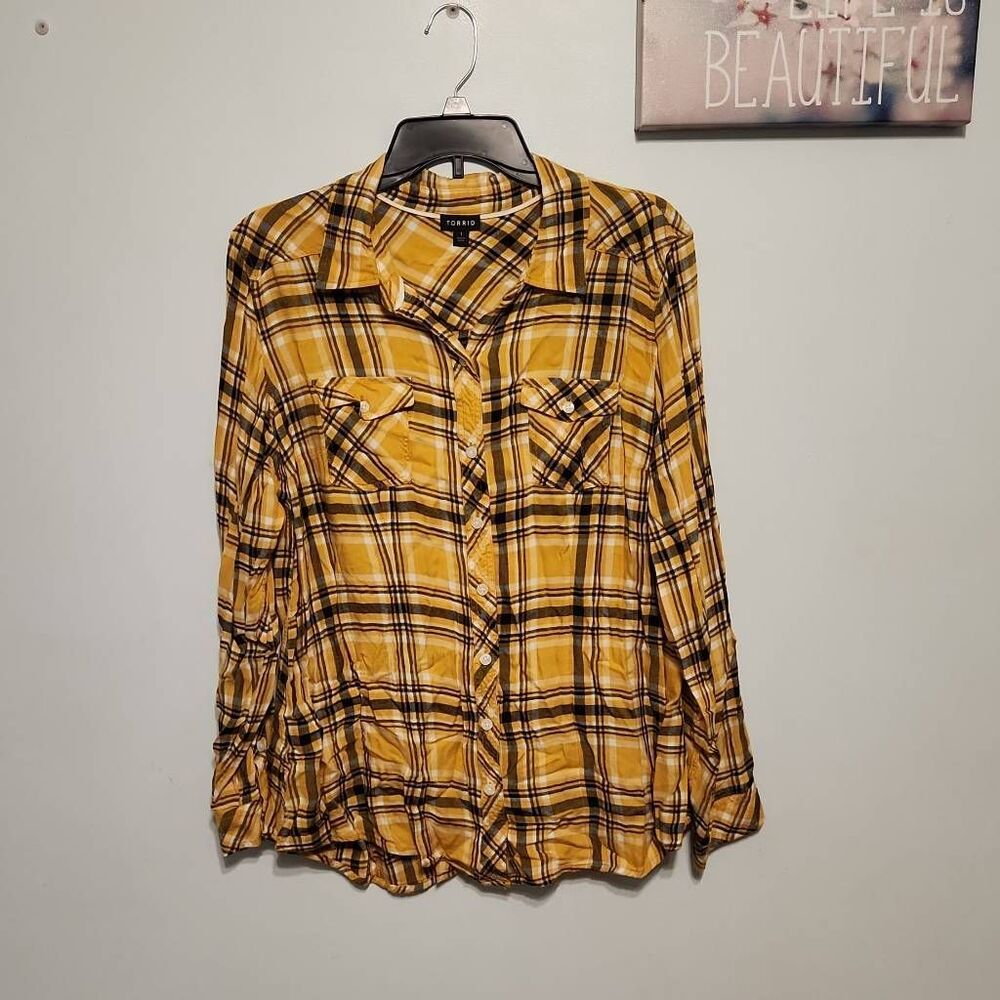 Torrid size 1 Challis Button-Down Long Sleeve Shirt